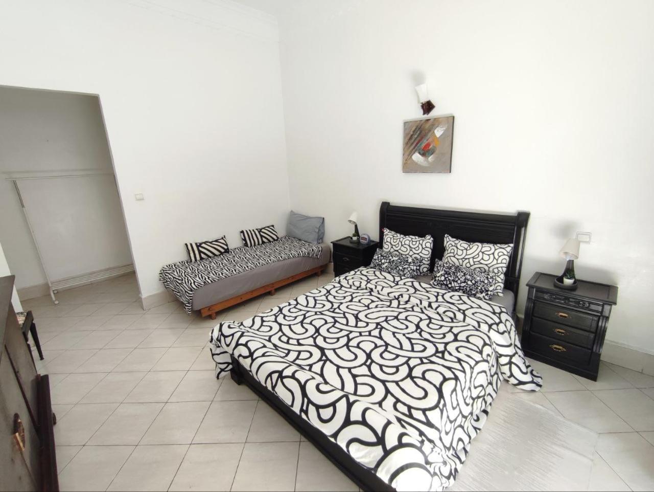 Chic En Plein Medina Pres Bab Marrakech Apartment *