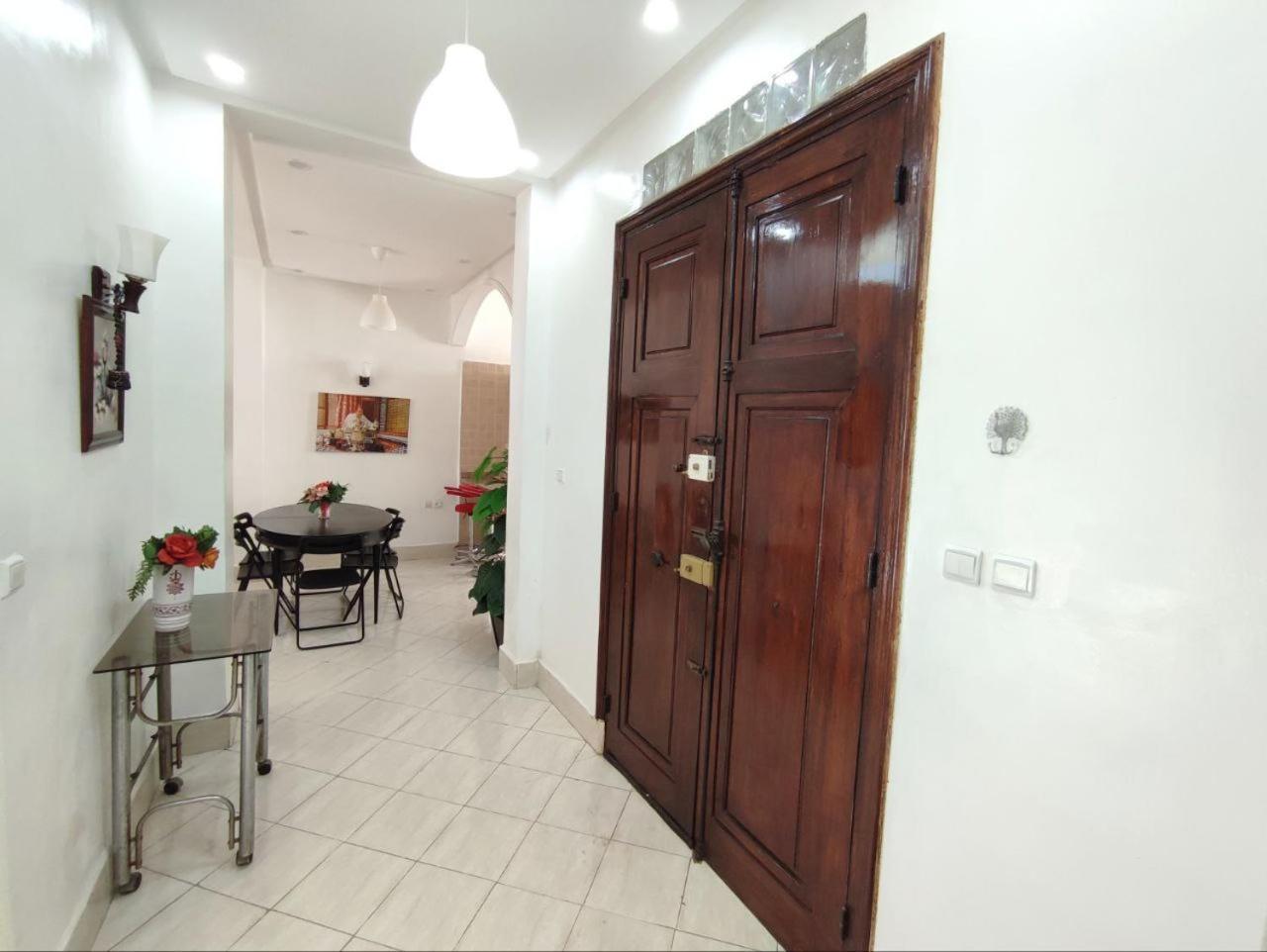 Chic En Plein Medina Pres Bab Marrakech Apartment