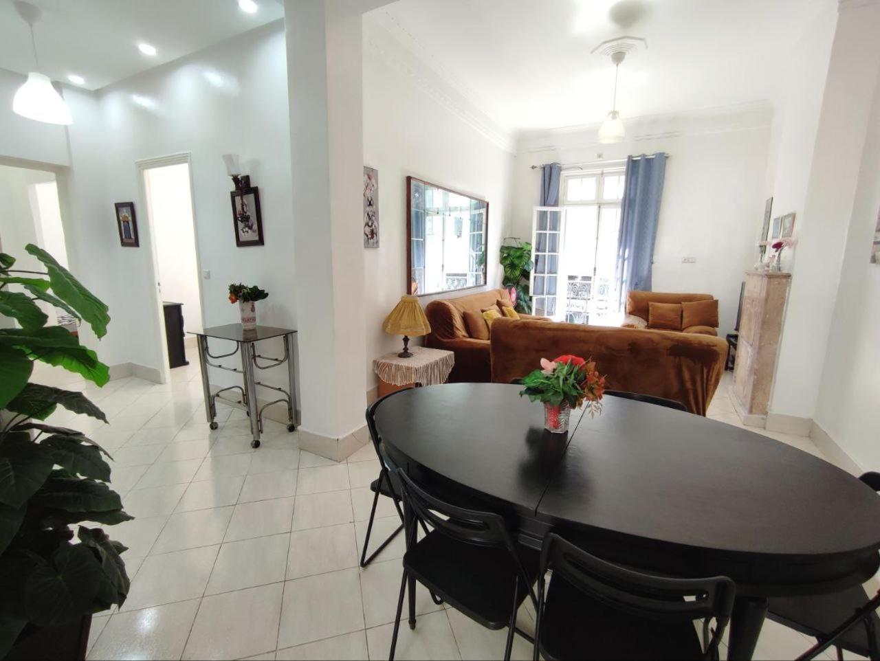 Chic En Plein Medina Pres Bab Marrakech Apartment *